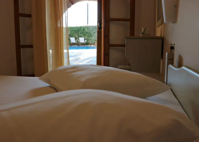 Proteas & Hotel Agios Prokopios (Naxos)