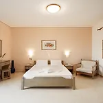 Proteas Hotel&suites 3* Agios Prokopios (Naxos)
