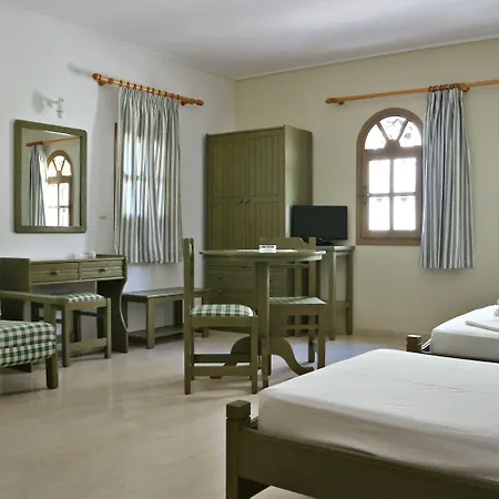 Otel Proteas &