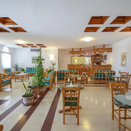 Hotel Proteas & Agios Prokopios (Naxos)